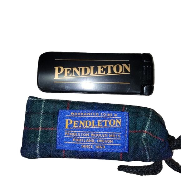Pendleton Plaid wool lint brush with bag - Picture 1 of 4
